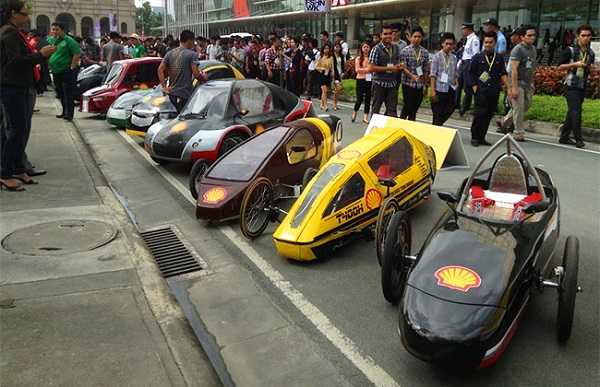 Dua Mobil Hasil Karya Mahasiswa UI Terbaik se Asia